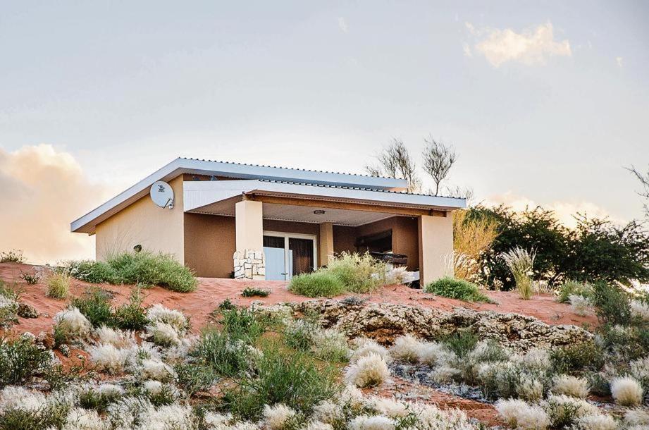Kgalagadi Lodge Askham 외부 사진